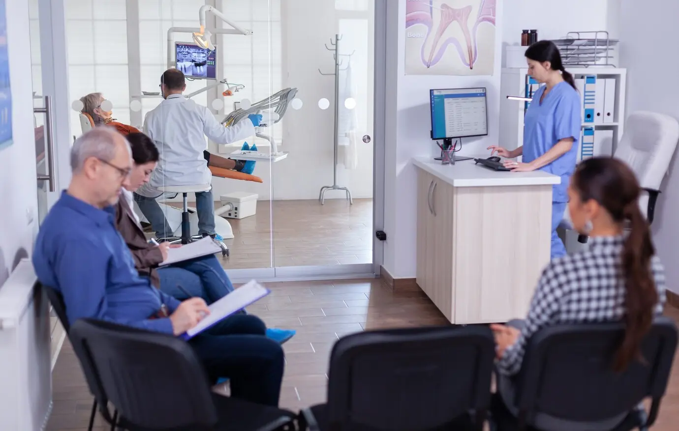 Yılmazlar Diş Kliniği Bekleme Salonu